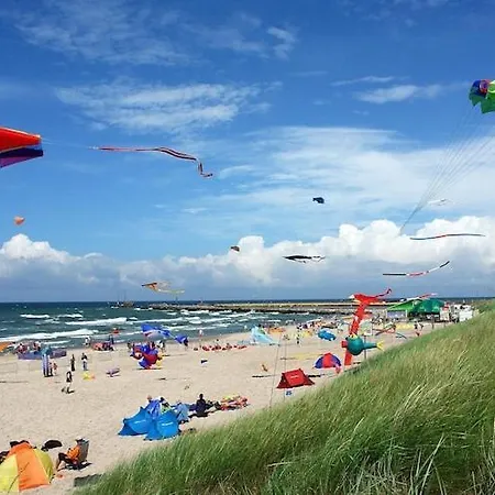Single-story Near The Sea, Ustronie Ferienhaus *
